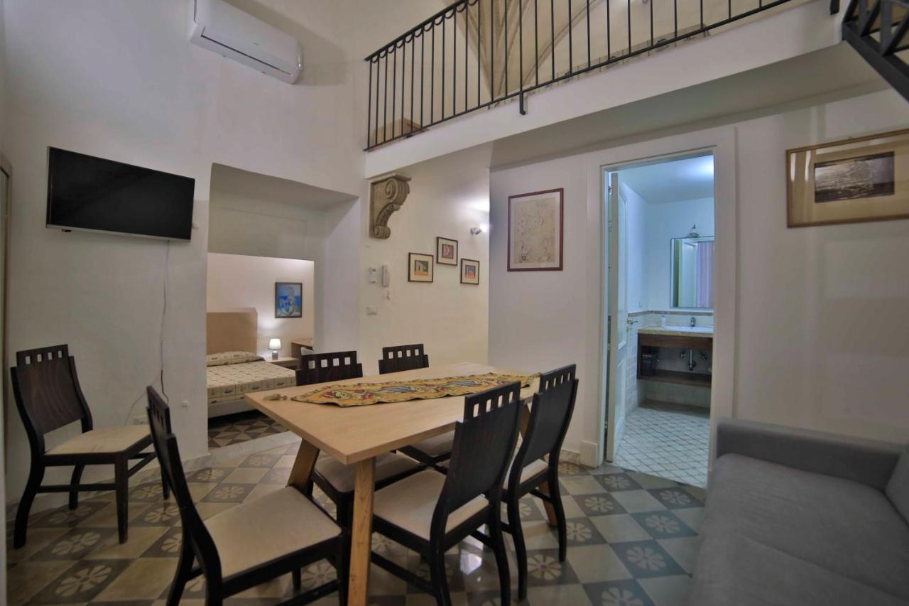 Bed & Breakfast Palazzo Zacheo 3*